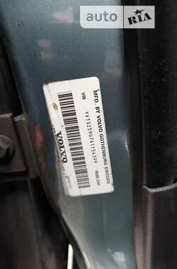 Универсал Volvo XC70 2004 в 