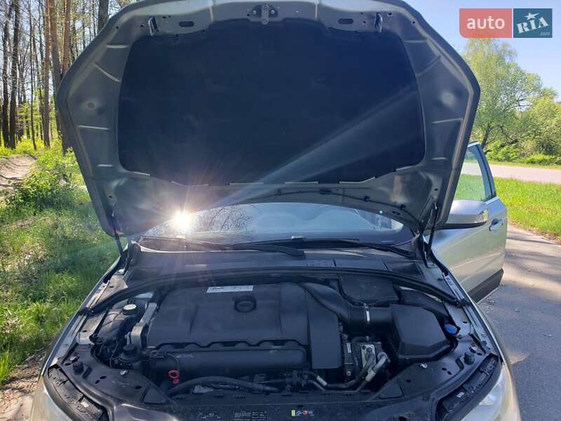 Универсал Volvo XC70 2013 в Киеве