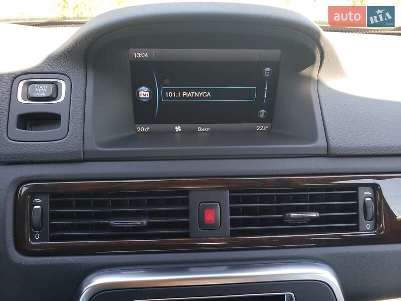 Универсал Volvo XC70 2013 в Киеве