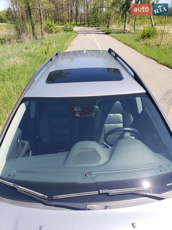 Универсал Volvo XC70 2013 в Киеве