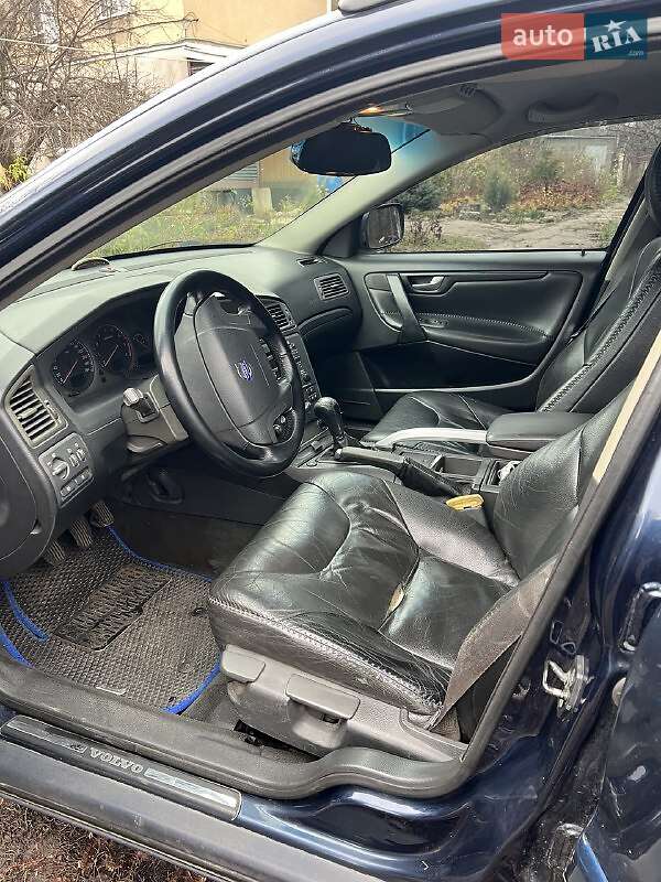 Универсал Volvo XC70 2002 в Харькове