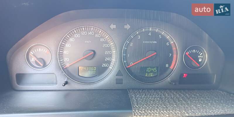Універсал Volvo XC70 2004 в Києві фото 6 Універсал Volvo XC70 2004 в Києві