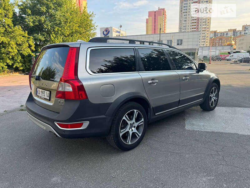 Универсал Volvo XC70 2011 в Киеве