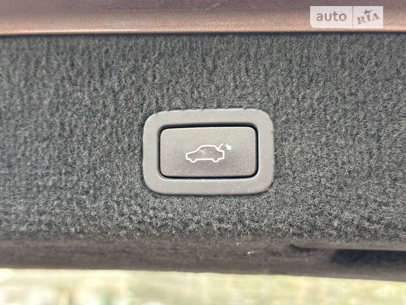Універсал Volvo XC70 2013 в Гайвороні