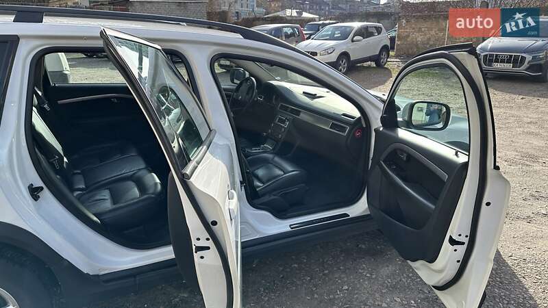Универсал Volvo XC70 2008 в Киеве