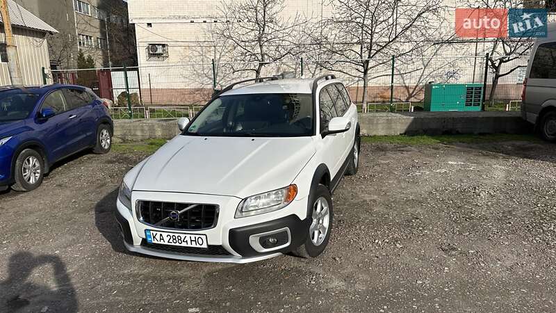 Универсал Volvo XC70 2008 в Киеве