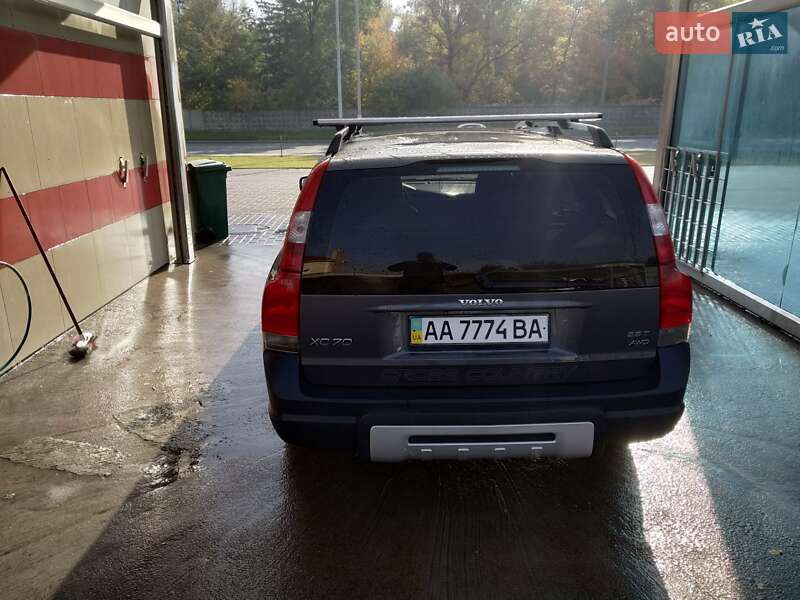 Универсал Volvo XC70 2006 в Киеве