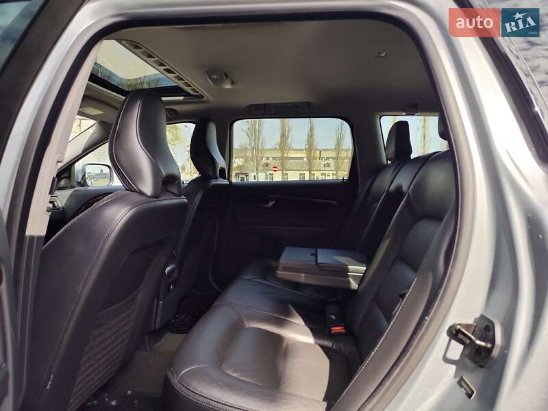 Универсал Volvo XC70 2013 в Киеве