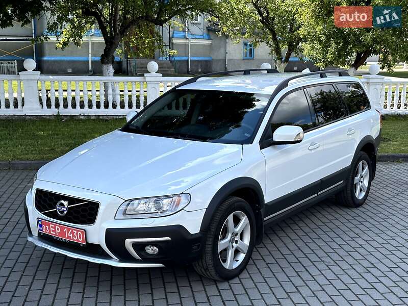 Универсал Volvo XC70 2016 в Радивилове