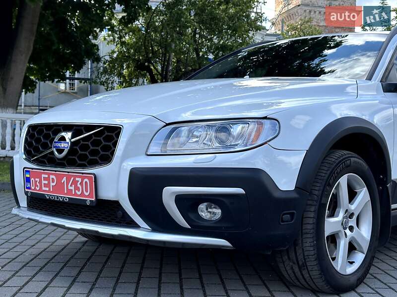 Универсал Volvo XC70 2016 в Радивилове