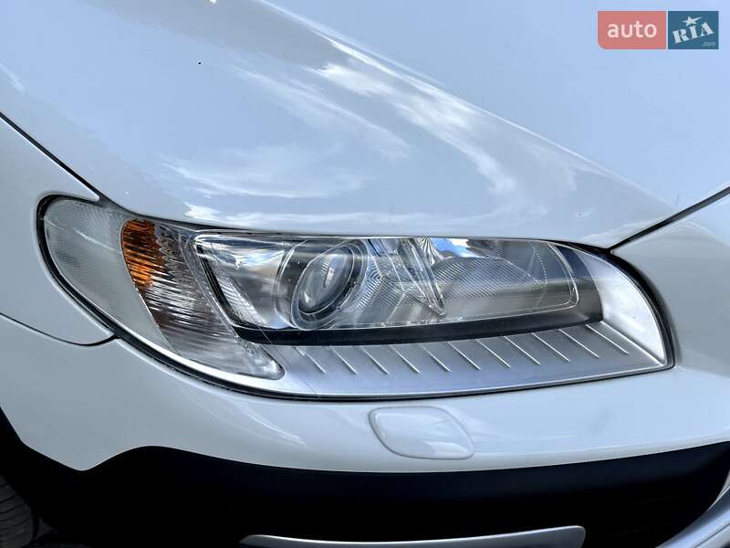 Универсал Volvo XC70 2016 в Радивилове