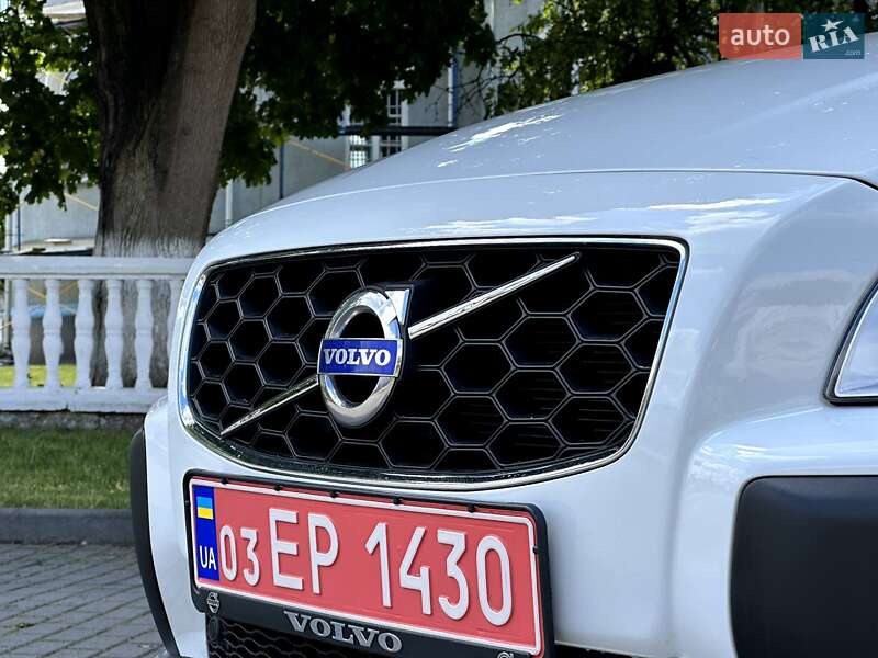Универсал Volvo XC70 2016 в Радивилове