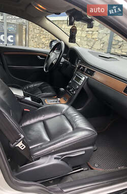 Универсал Volvo XC70 2009 в 