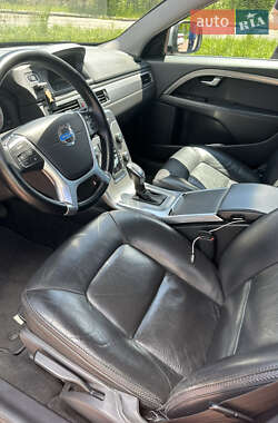 Универсал Volvo XC70 2013 в 