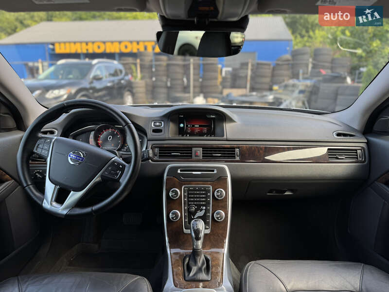 Универсал Volvo XC70 2015 в Львове фото 15 Универсал Volvo XC70 2015 в Львове