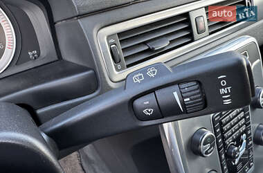 Универсал Volvo XC70 2011 в 