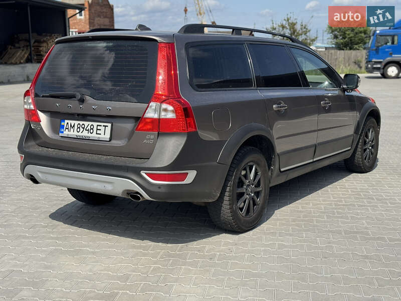 Универсал Volvo XC70 2010 в Житомире