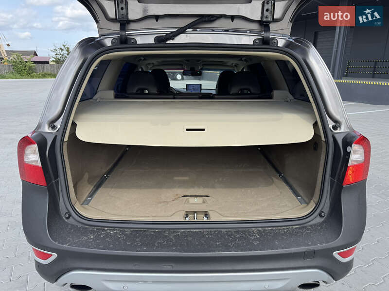 Универсал Volvo XC70 2010 в Житомире