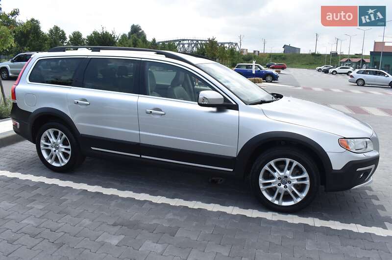 Універсал Volvo XC70 2016 в Києві