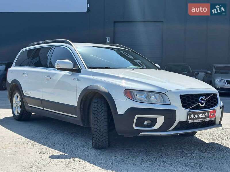 Универсал Volvo XC70 2010 в Львове
