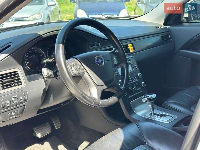 Универсал Volvo XC70 2010 в Львове