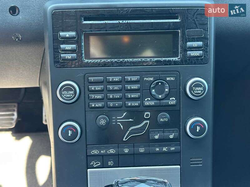 Универсал Volvo XC70 2010 в Львове