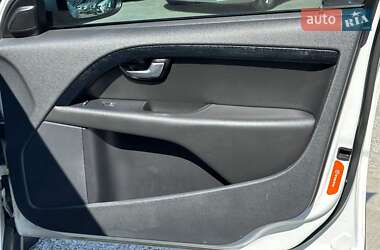 Универсал Volvo XC70 2010 в 