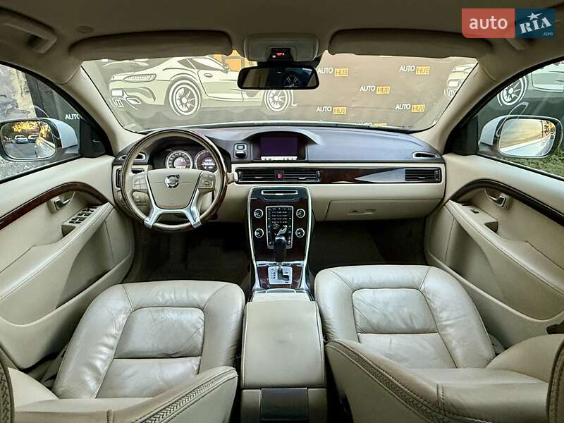 Универсал Volvo XC70 2011 в Харькове