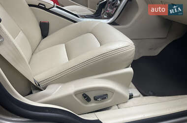 Универсал Volvo XC70 2014 в 