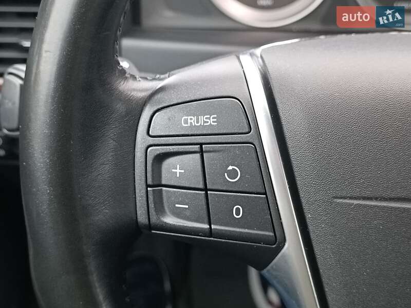 Универсал Volvo XC70 2012 в Харькове