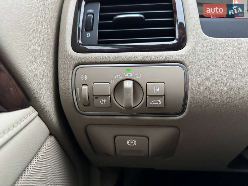 Універсал Volvo XC70 2014 в Києві фото 16 Універсал Volvo XC70 2014 в Києві