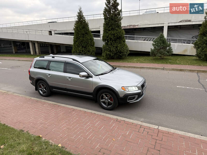 Универсал Volvo XC70 2013 в Киеве фото 4 Универсал Volvo XC70 2013 в Киеве