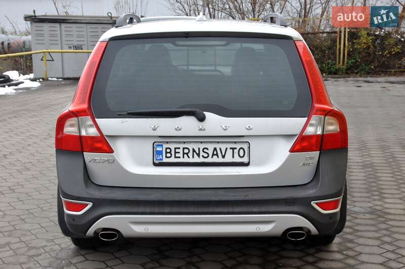 Універсал Volvo XC70 2010 в Львові