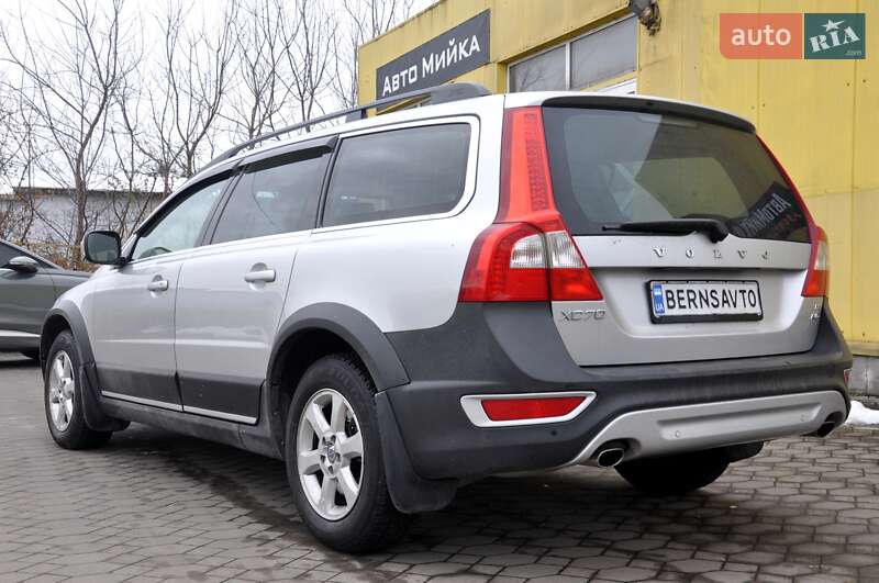 Універсал Volvo XC70 2010 в Львові