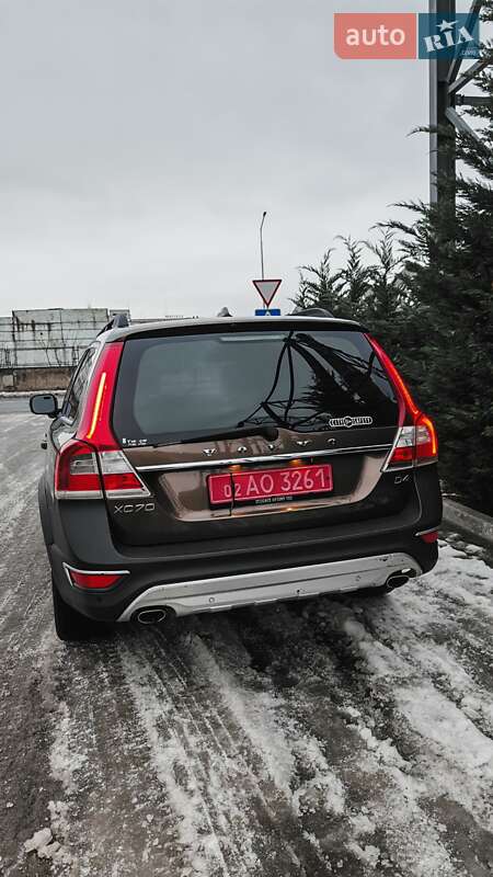 Универсал Volvo XC70 2015 в Могилев-Подольске фото 12 Универсал Volvo XC70 2015 в Могилев-Подольске