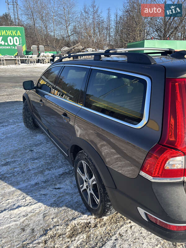 Универсал Volvo XC70 2013 в Обухове