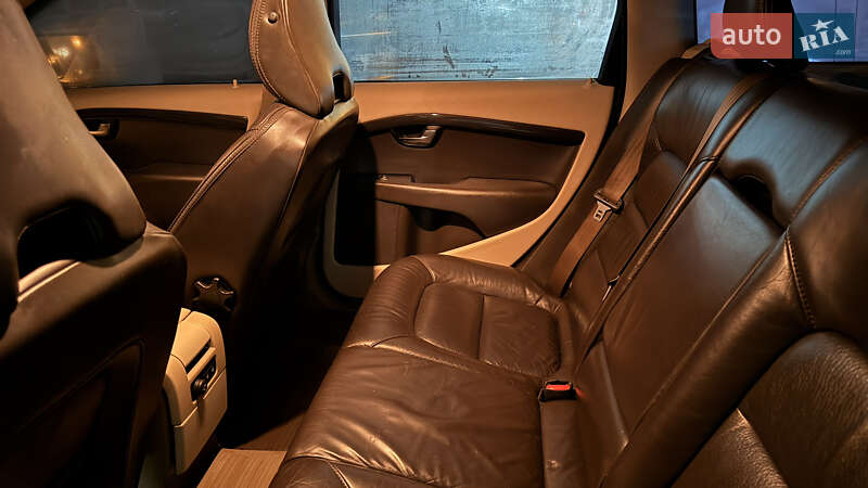 Универсал Volvo XC70 2007 в Киеве