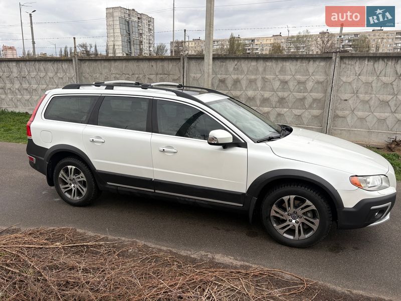 Volvo XC70 2014