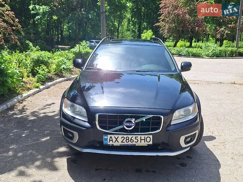 Volvo XC70 2011