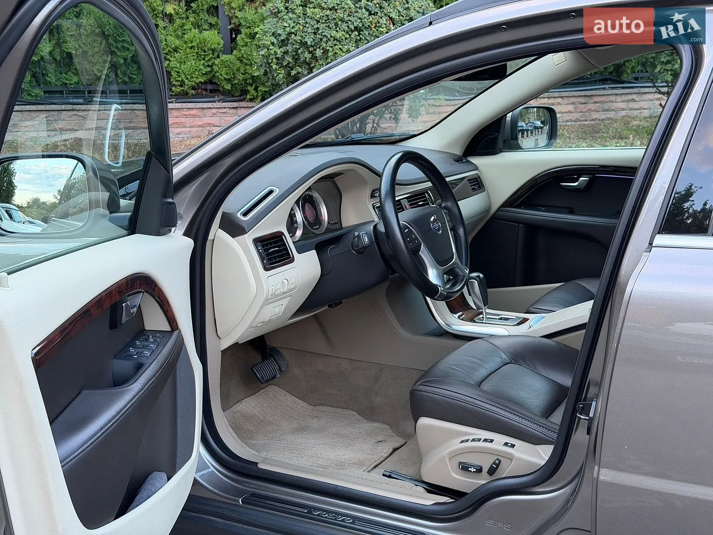 2011 Volvo XC70 - мініатюра 3