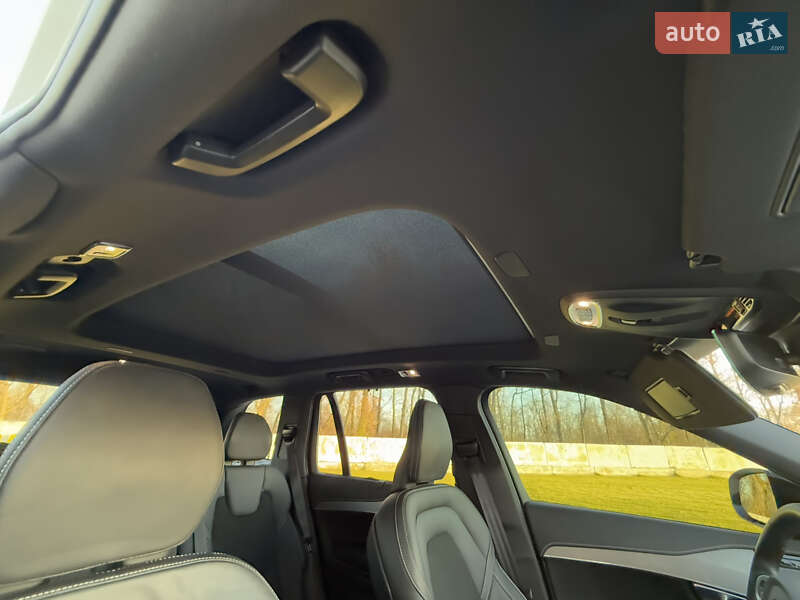 Позашляховик / Кросовер Volvo XC90 Recharge 2022 в Луцьку