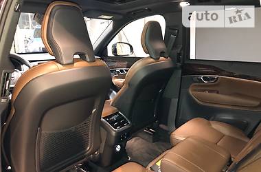 Внедорожник / Кроссовер Volvo XC90 2019 в Киеве