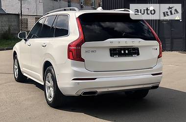 Внедорожник / Кроссовер Volvo XC90 2017 в Киеве