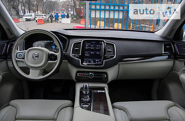 Позашляховик / Кросовер Volvo XC90 2016 в Києві