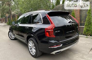 Позашляховик / Кросовер Volvo XC90 2017 в Києві