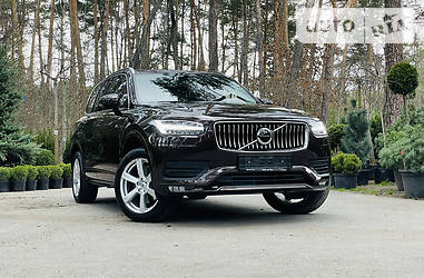 Volvo XC90 2019