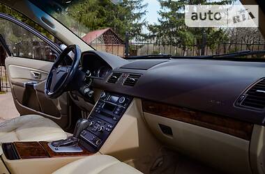 Внедорожник / Кроссовер Volvo XC90 2012 в 