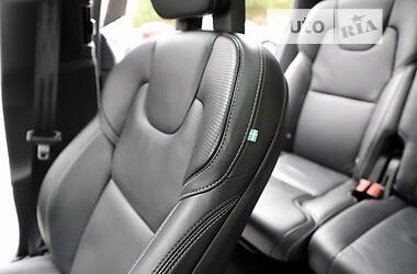 Внедорожник / Кроссовер Volvo XC90 2019 в 