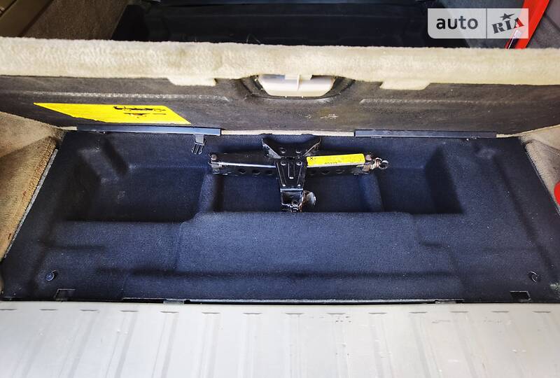 Седан Volvo XC90 2003 в Киеве