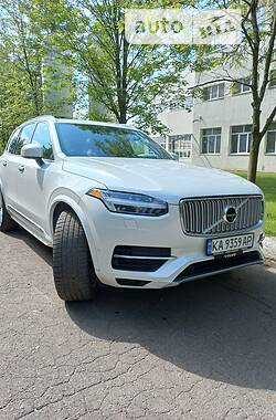 Volvo XC90 2017